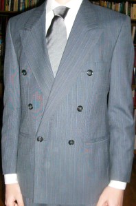 Grey_Double-Buttoned_Suit_Jacket