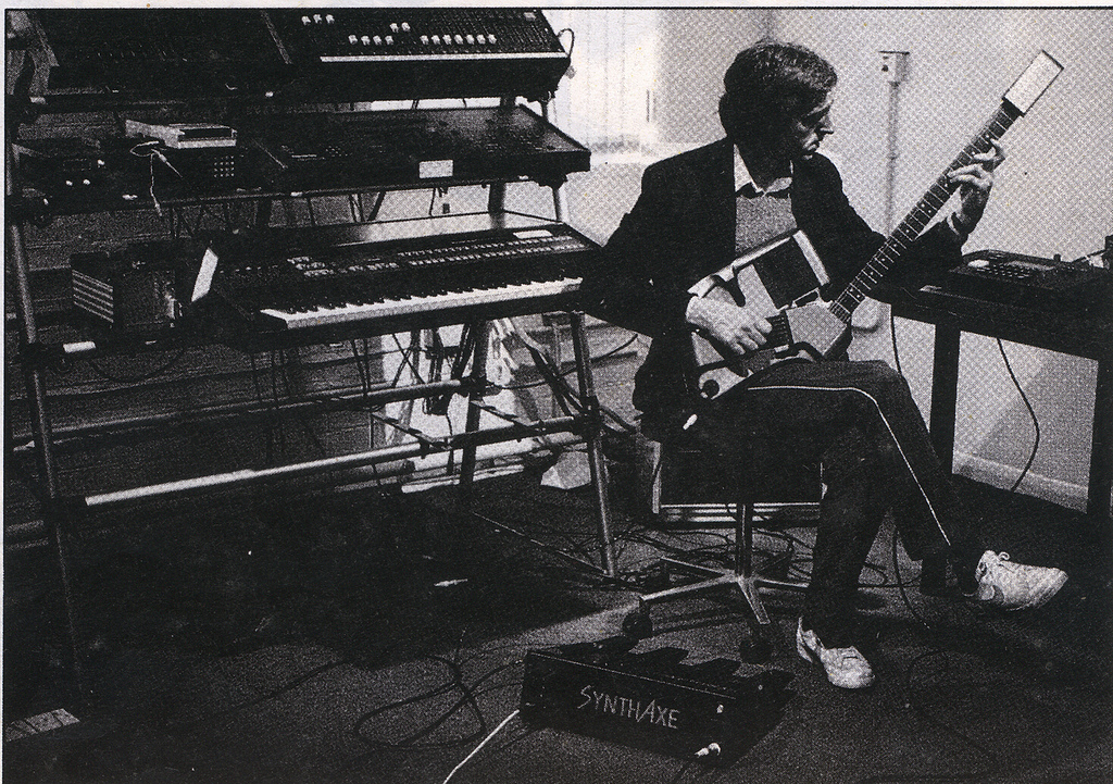 Allan Holdsworth (1946-2017) | movingtheriver.com